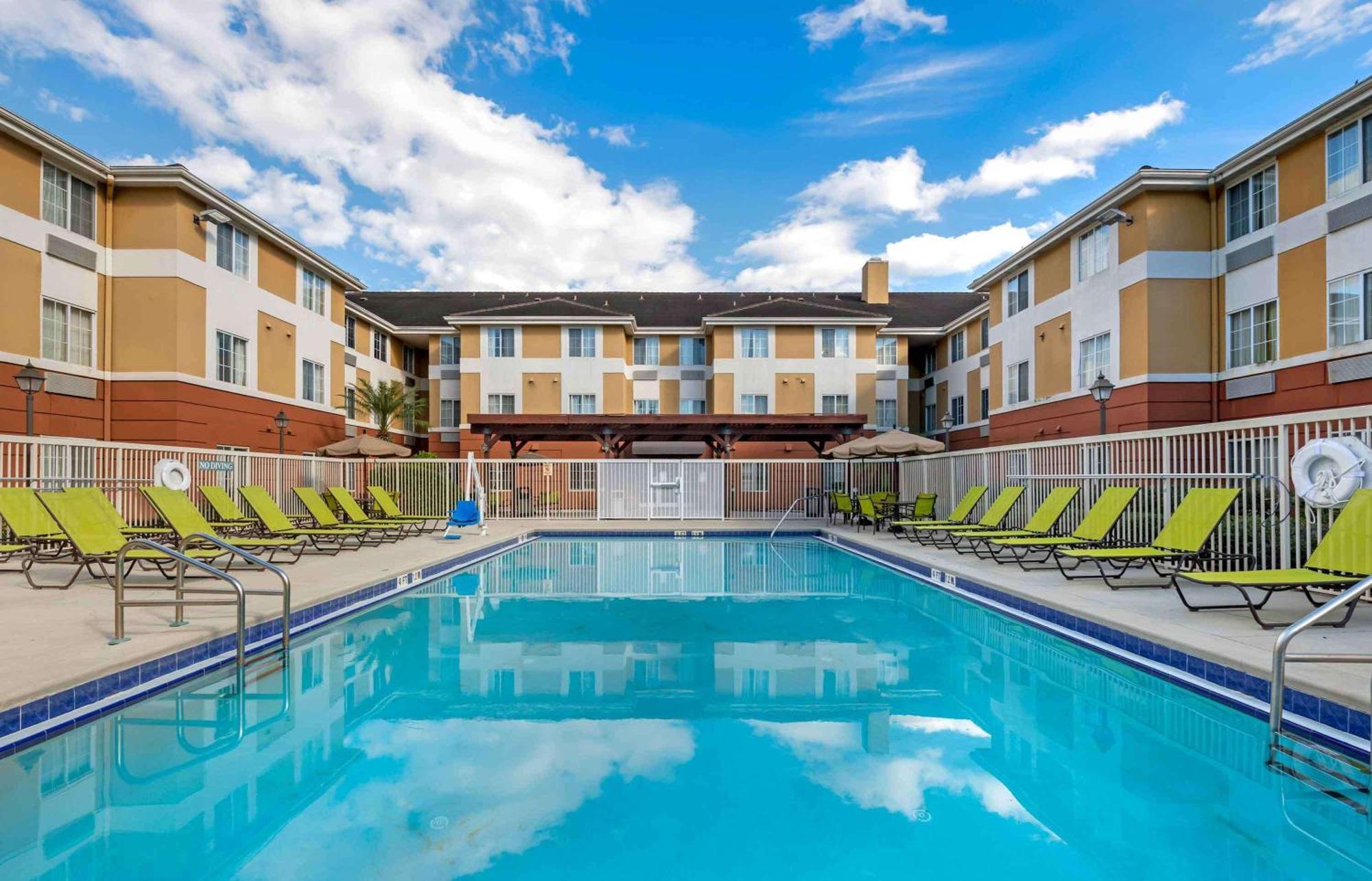 Extended Stay America Suites - Orlando - Convention Center - Universal Blvd Williamsburg Bagian luar foto